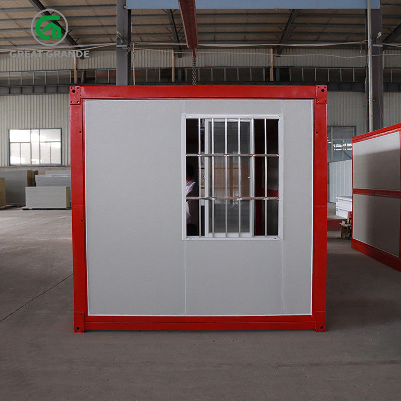 Do lado vermelho do quadro da casa do recipiente da casa pré-fabricada a porta de vidro de dobramento galvanizou o apoio da armação de aço